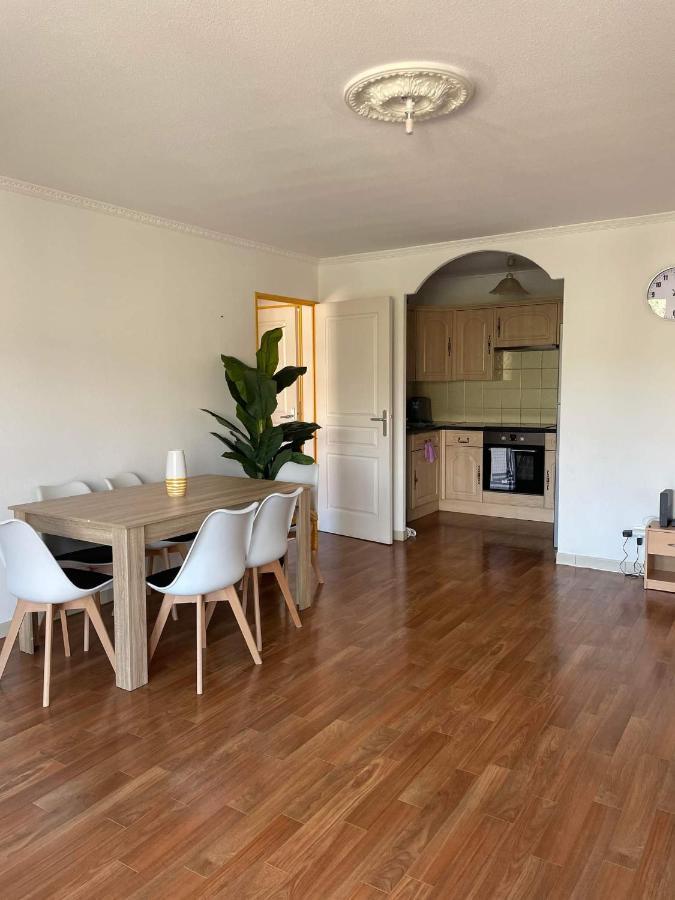 Chhun Apartamento Draguignan Exterior foto